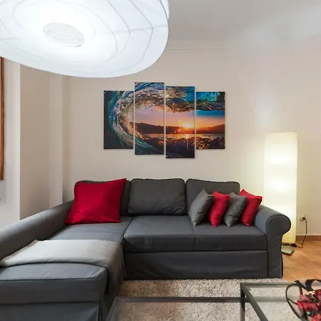 Vivienda Miguel Rosas Apartment